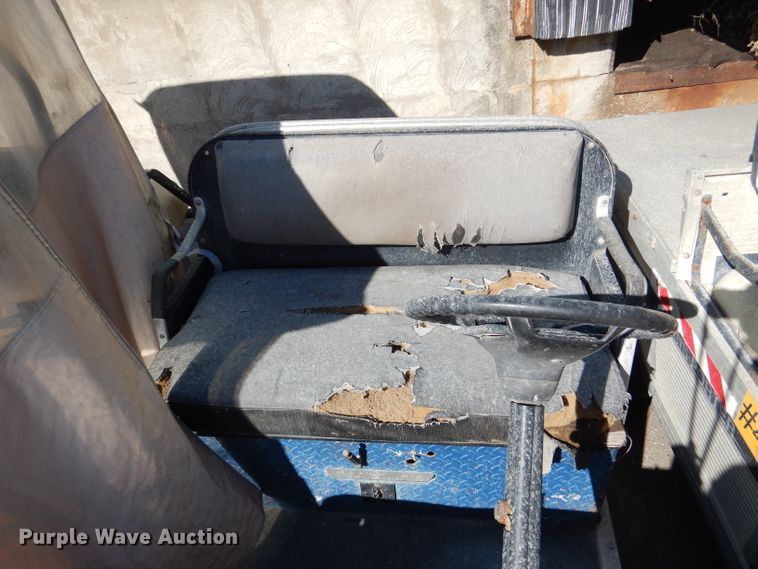 image for item DL4917 (8) golf carts