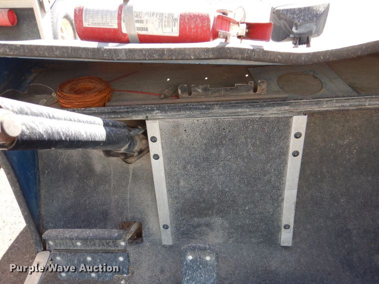 image for item DL4917 (8) golf carts