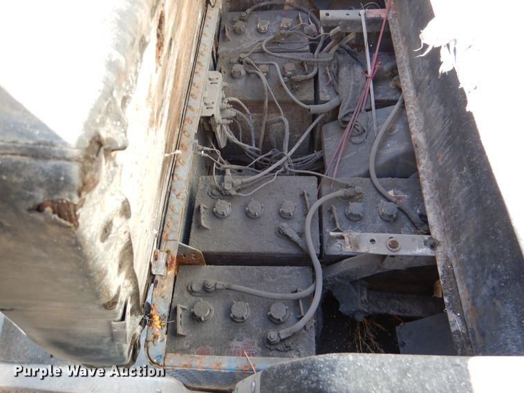 image for item DL4917 (8) golf carts