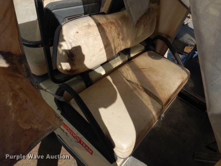 image for item DL4917 (8) golf carts