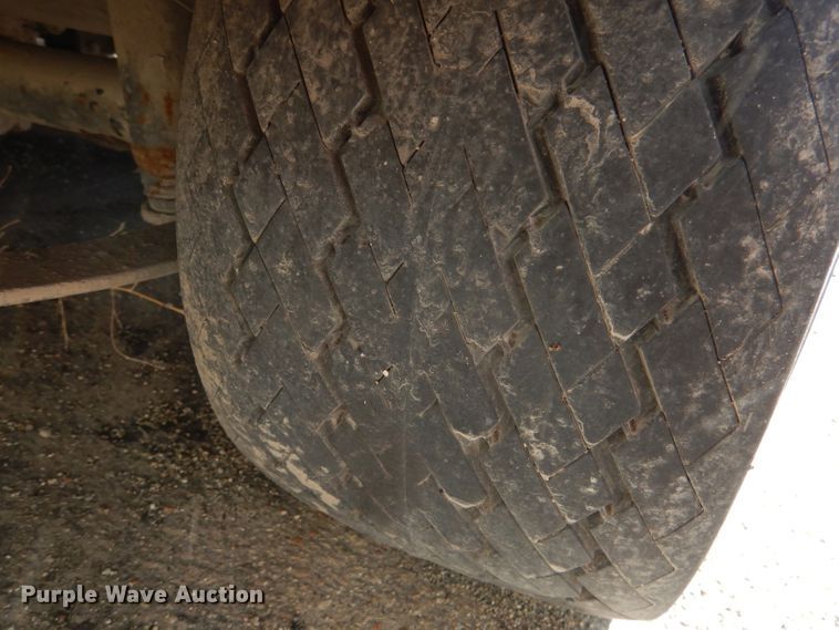 image for item DL4917 (8) golf carts