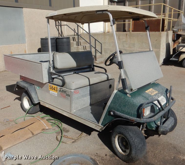 image for item DL4917 (8) golf carts