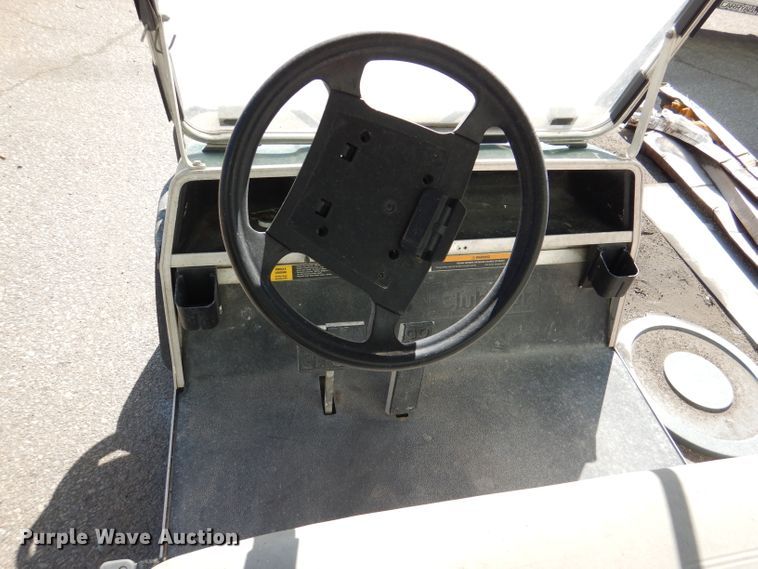 image for item DL4917 (8) golf carts