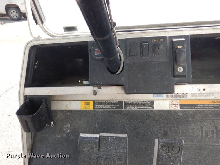 image for item DL4917 (8) golf carts