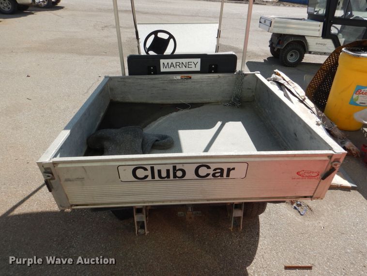 image for item DL4917 (8) golf carts