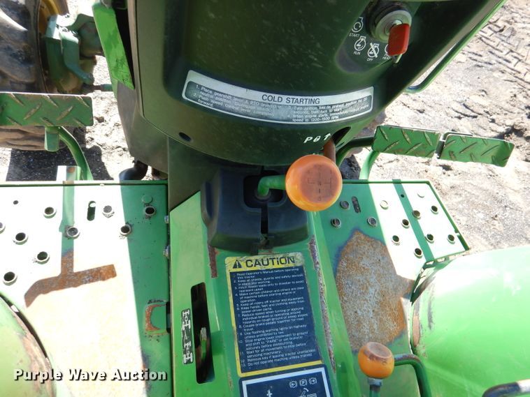 image for item DL4925 2010 John Deere 3005  tractor