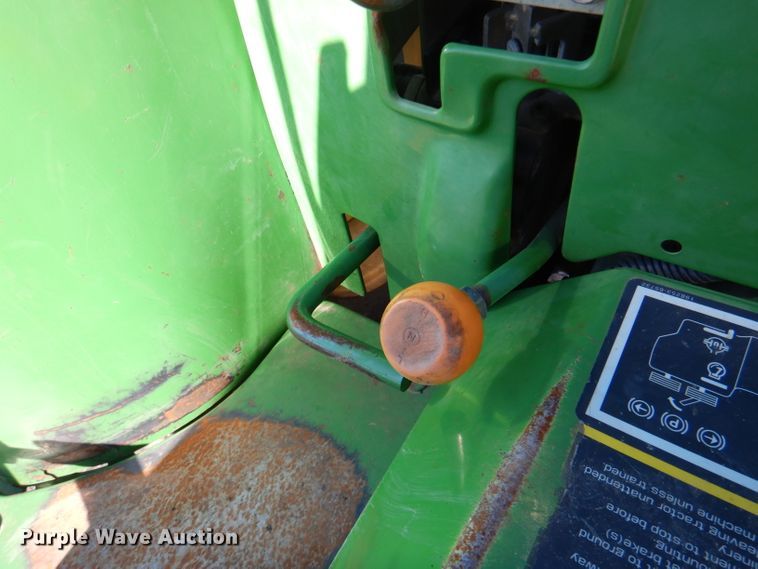 image for item DL4925 2010 John Deere 3005  tractor