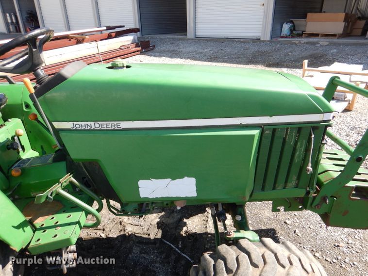 image for item DL4925 2010 John Deere 3005  tractor