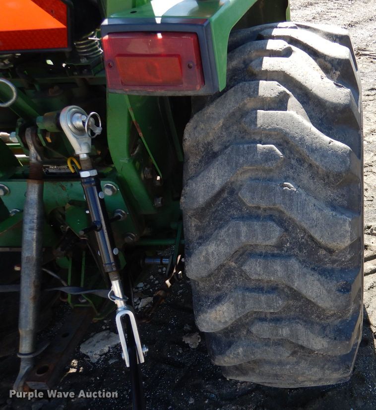 image for item DL4925 2010 John Deere 3005  tractor