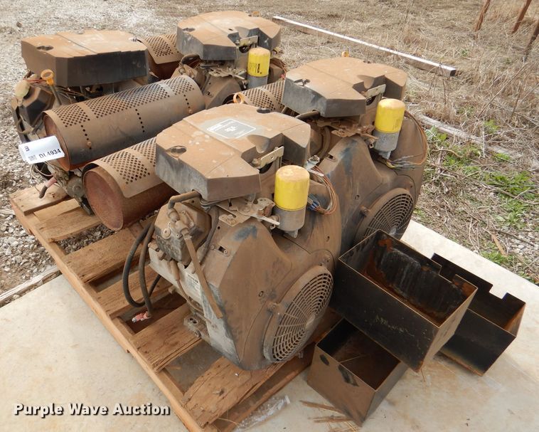 image for item DL4934 (4) Kohler Command Pro engines