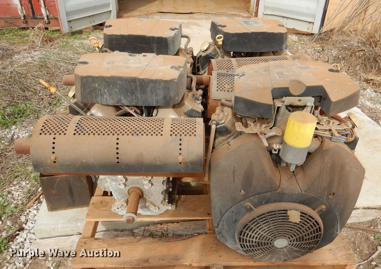 image for item DL4934 (4) Kohler Command Pro engines