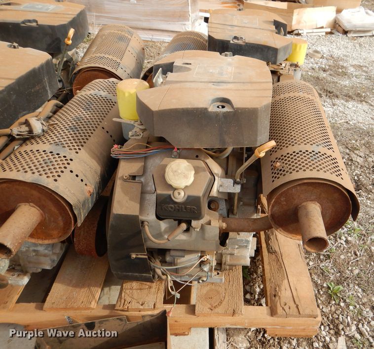 image for item DL4934 (4) Kohler Command Pro engines
