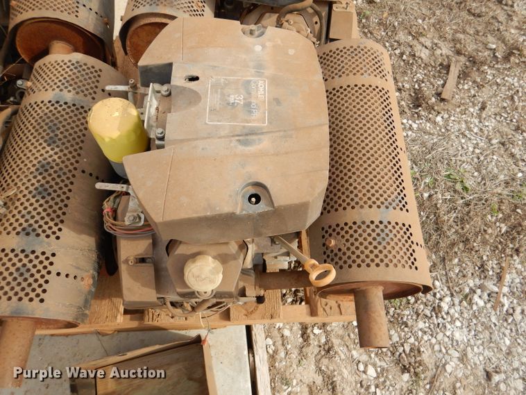 image for item DL4934 (4) Kohler Command Pro engines