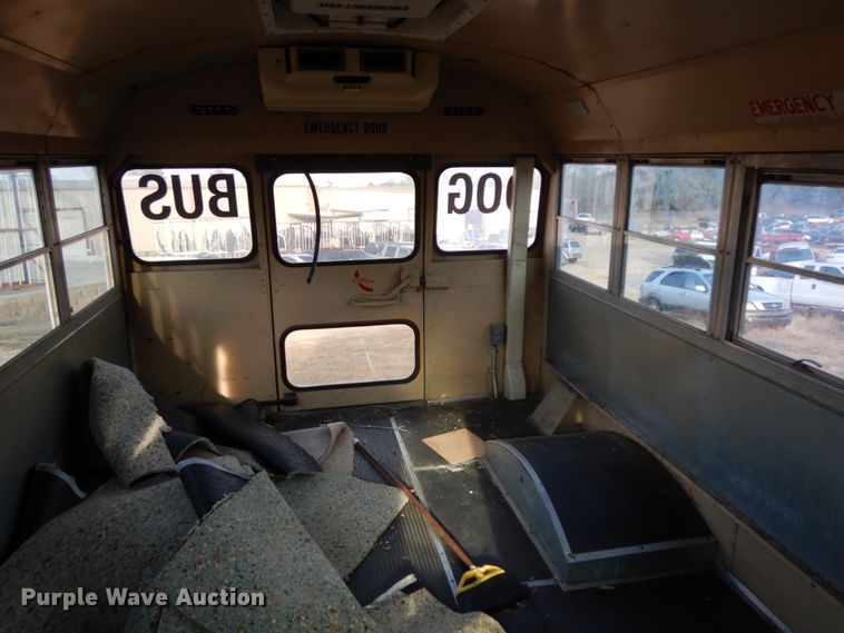 image for item DM2861 1995 GMC Vandura 3500  shuttle bus