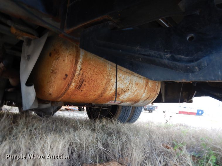 image for item DM2861 1995 GMC Vandura 3500  shuttle bus