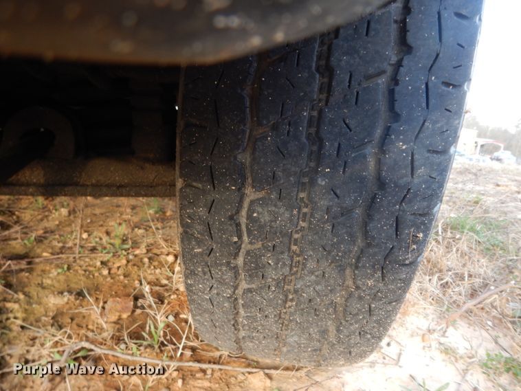 image for item DM2861 1995 GMC Vandura 3500  shuttle bus