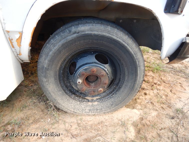 image for item DM2861 1995 GMC Vandura 3500  shuttle bus