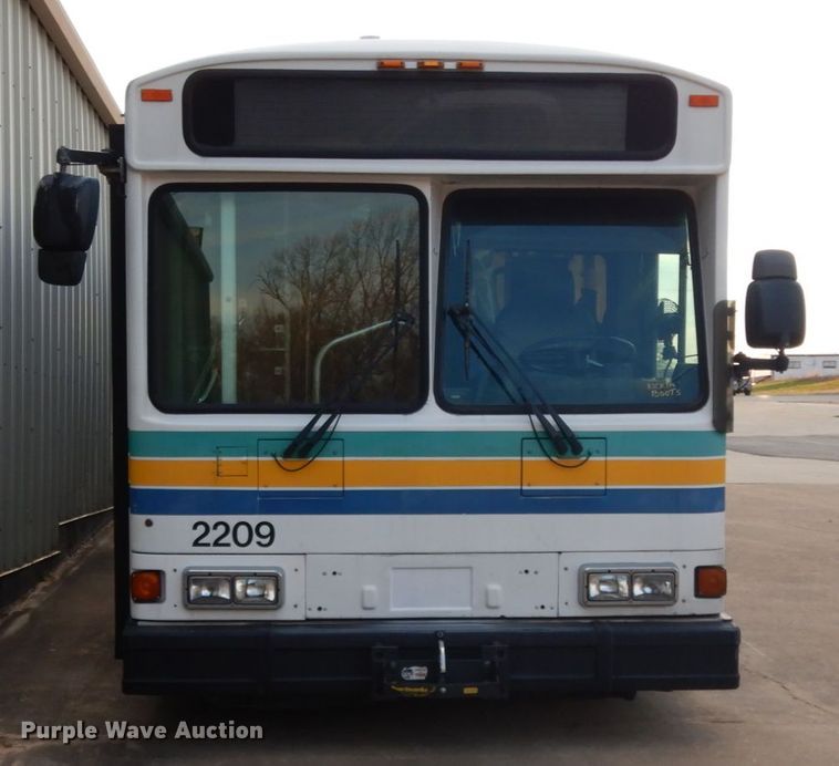 image for item DM2863 2002 Gillig C20B096N4  coach bus