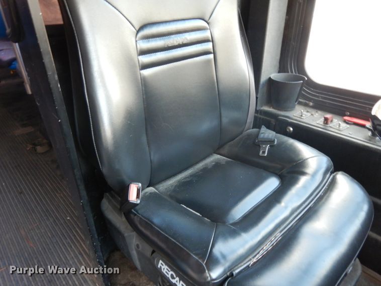 image for item DM2863 2002 Gillig C20B096N4  coach bus