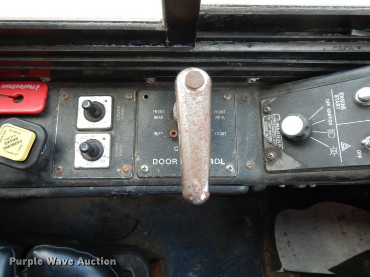 image for item DM2863 2002 Gillig C20B096N4  coach bus