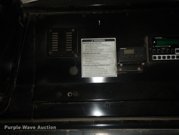 image for item DM2863 2002 Gillig C20B096N4  coach bus