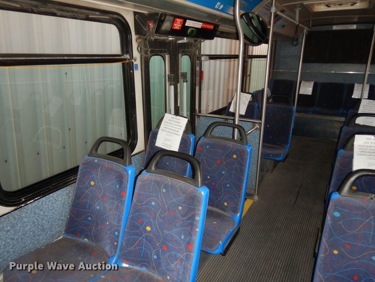 image for item DM2863 2002 Gillig C20B096N4  coach bus