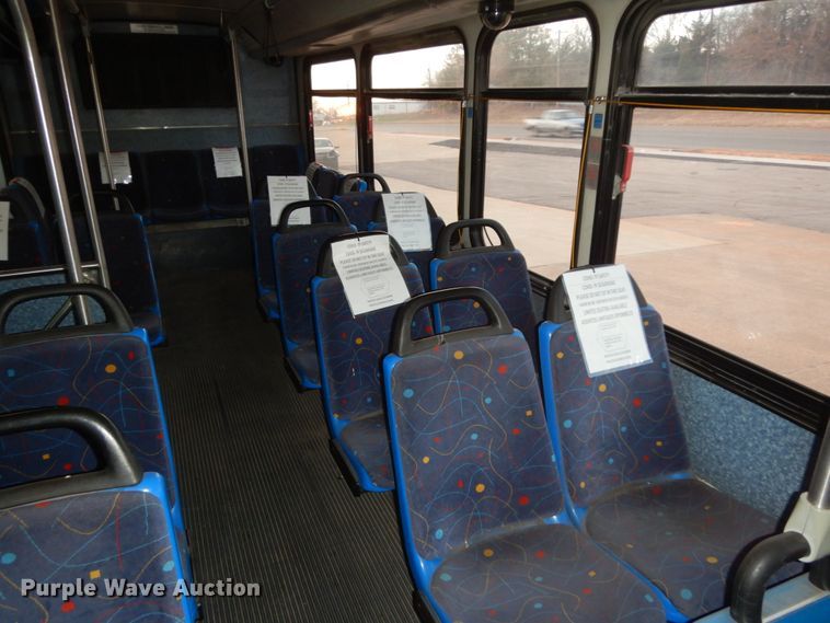 image for item DM2863 2002 Gillig C20B096N4  coach bus