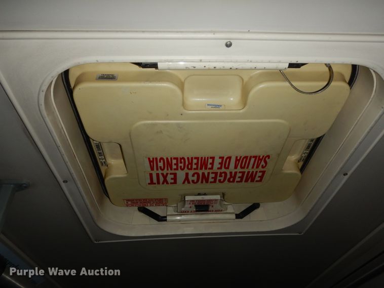 image for item DM2863 2002 Gillig C20B096N4  coach bus