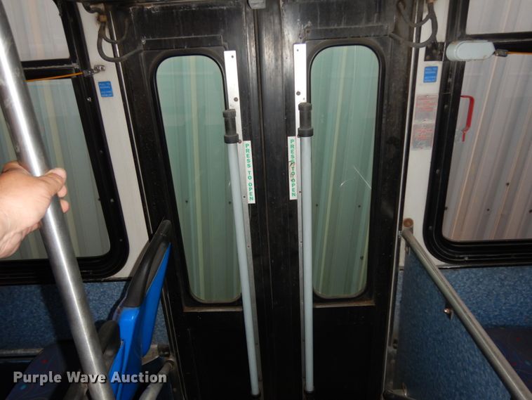 image for item DM2863 2002 Gillig C20B096N4  coach bus