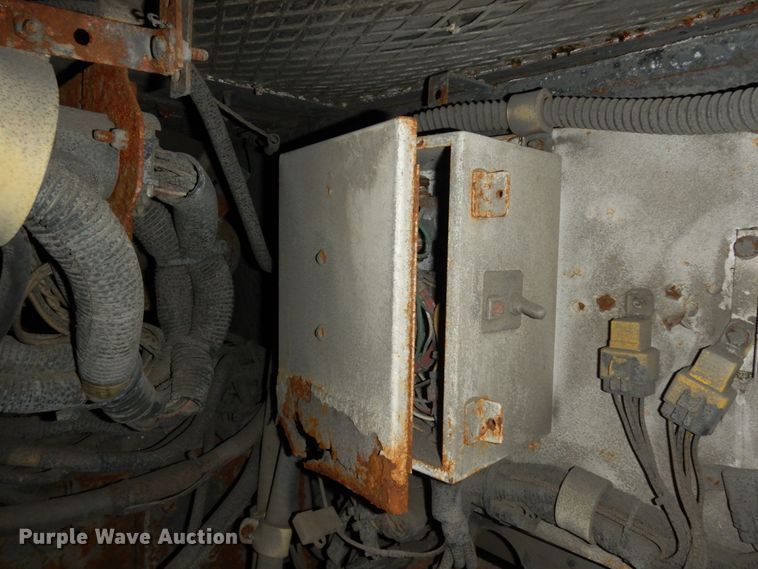 image for item DM2863 2002 Gillig C20B096N4  coach bus