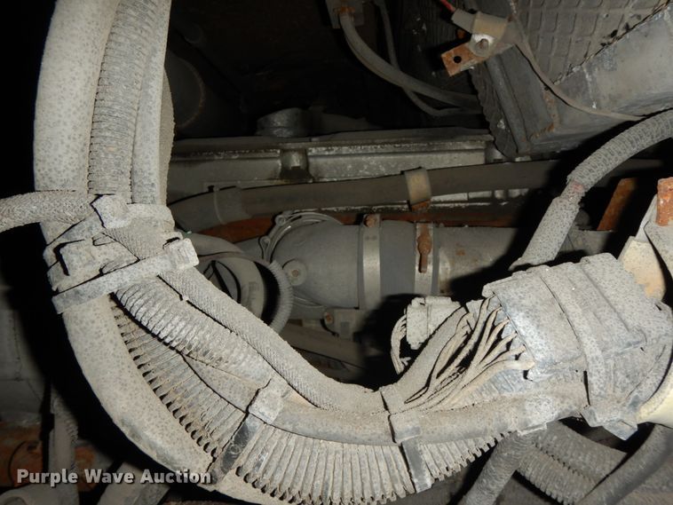 image for item DM2863 2002 Gillig C20B096N4  coach bus