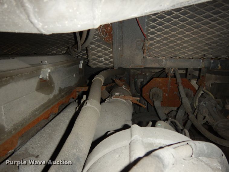 image for item DM2863 2002 Gillig C20B096N4  coach bus