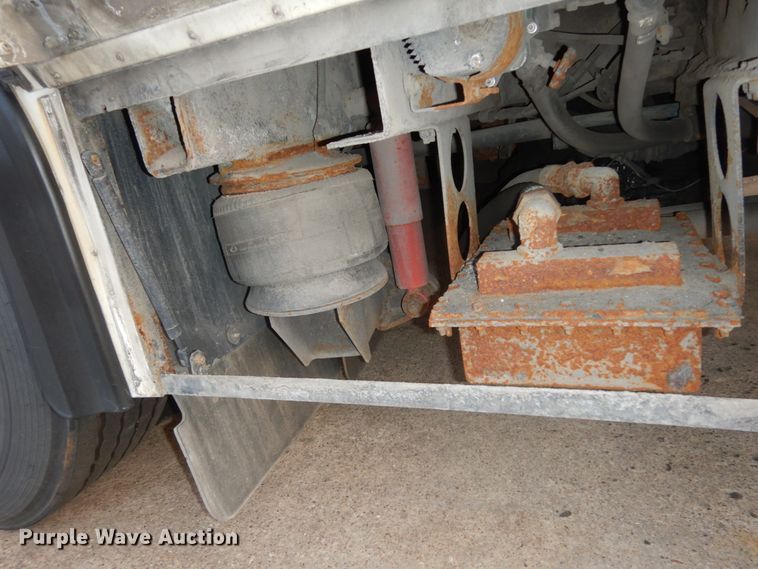 image for item DM2863 2002 Gillig C20B096N4  coach bus