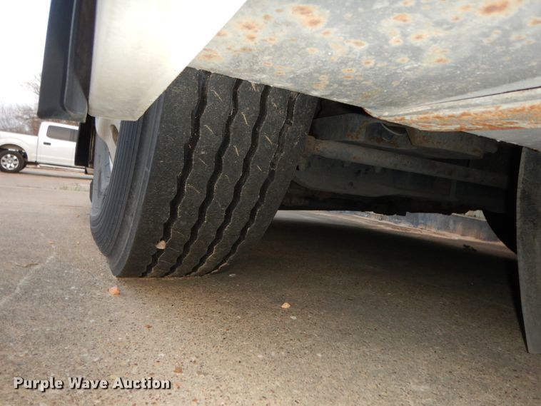 image for item DM2863 2002 Gillig C20B096N4  coach bus