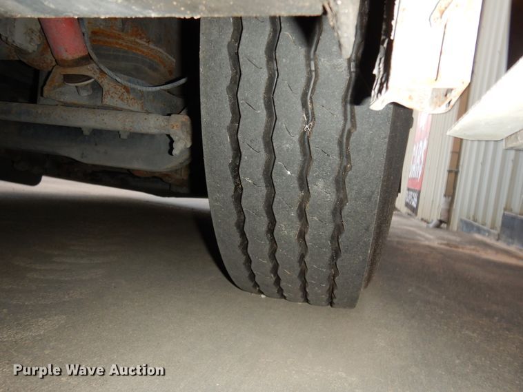 image for item DM2863 2002 Gillig C20B096N4  coach bus