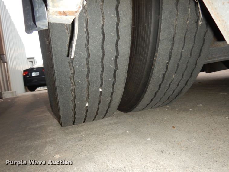 image for item DM2863 2002 Gillig C20B096N4  coach bus