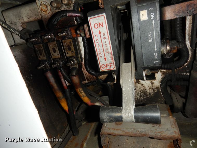 image for item DM2863 2002 Gillig C20B096N4  coach bus