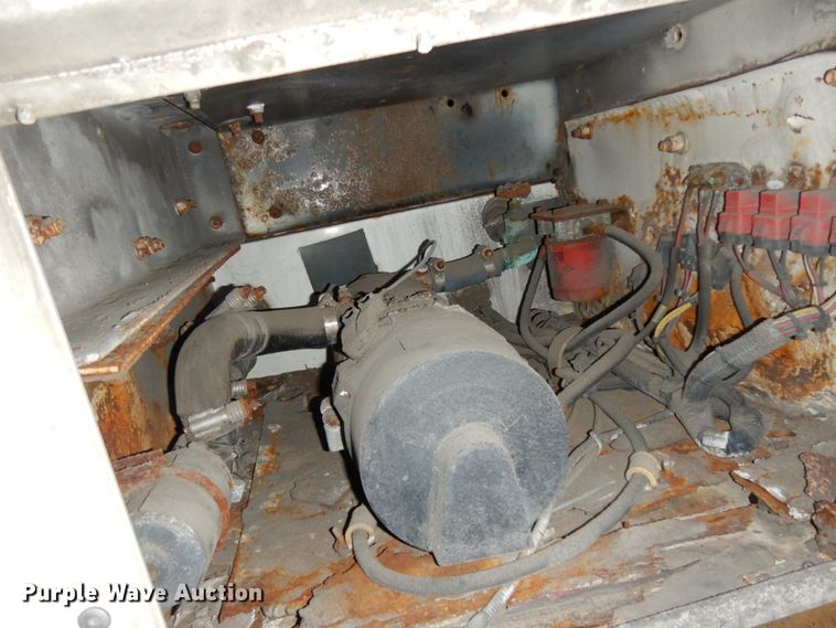 image for item DM2863 2002 Gillig C20B096N4  coach bus