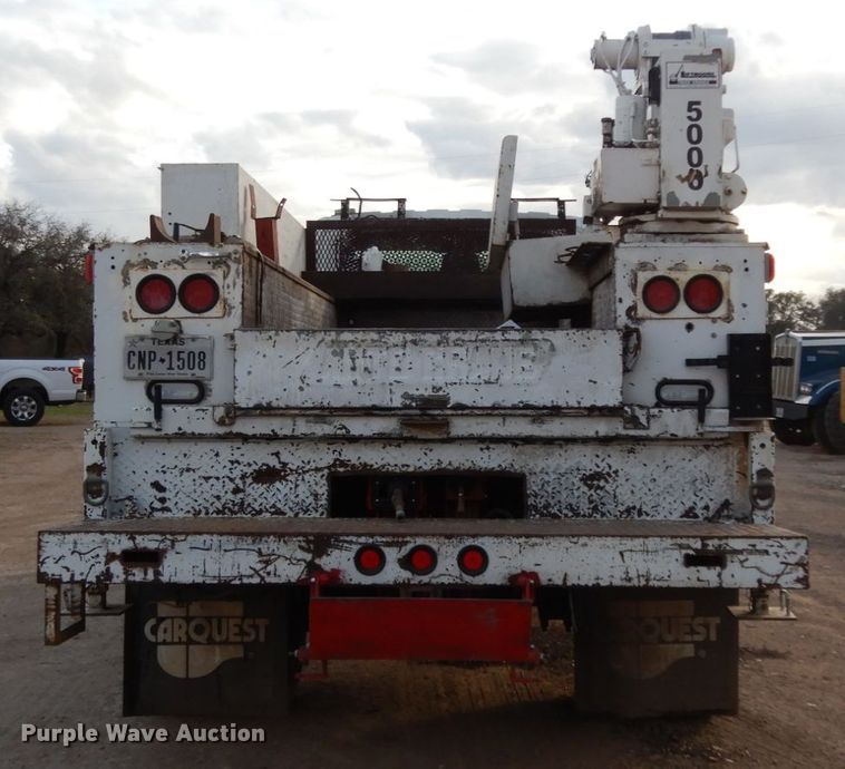 image for item DM2864 2007 International 4300  utility / service truck