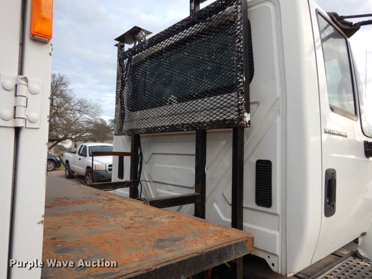 image for item DM2864 2007 International 4300  utility / service truck