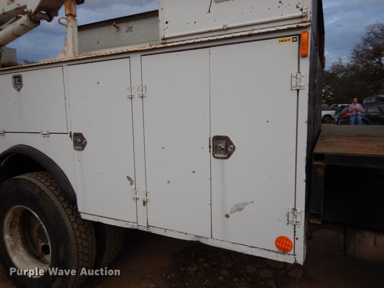 image for item DM2864 2007 International 4300  utility / service truck