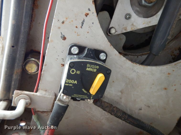 image for item DM2864 2007 International 4300  utility / service truck