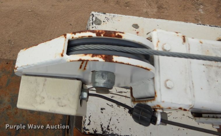 image for item DM2864 2007 International 4300  utility / service truck