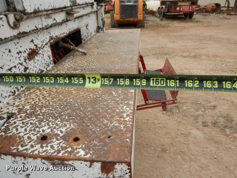 image for item DM2864 2007 International 4300  utility / service truck