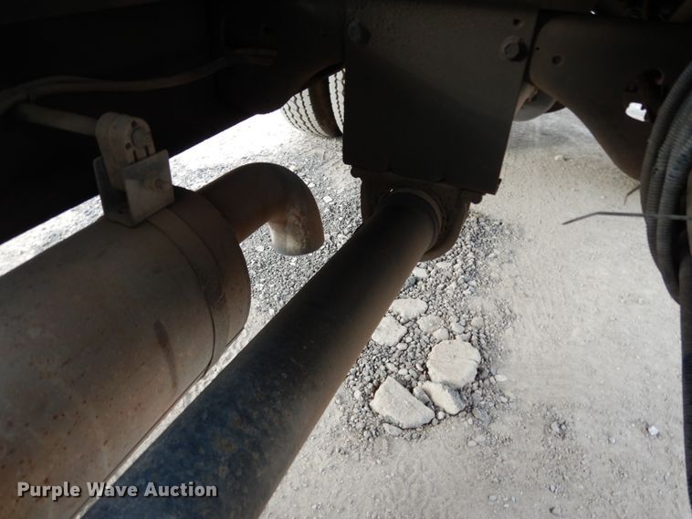 image for item DM2864 2007 International 4300  utility / service truck