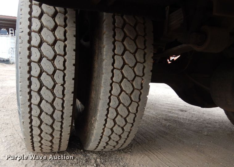 image for item DM2864 2007 International 4300  utility / service truck