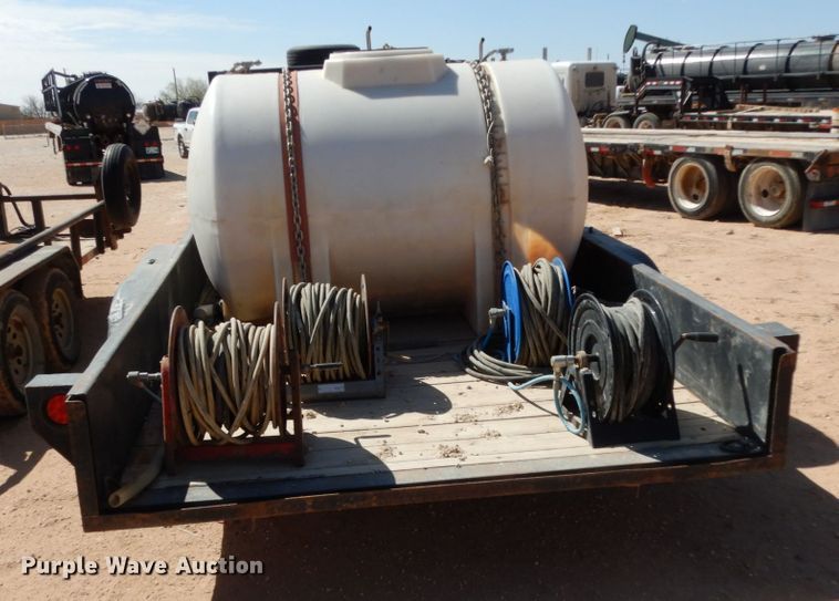 image for item DM2865 2011 Gooseneck 1120640B7B1 utility trailer with pressure washing system