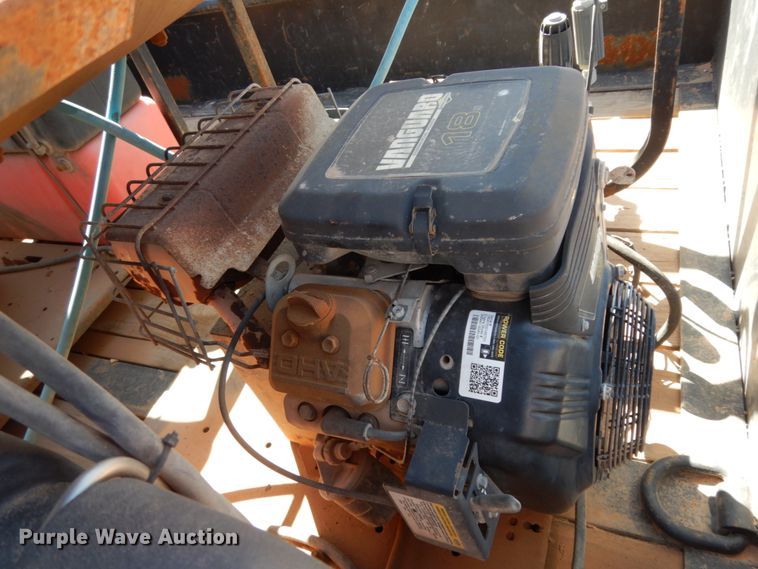 image for item DM2865 2011 Gooseneck 1120640B7B1 utility trailer with pressure washing system