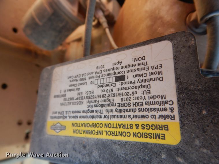 image for item DM2865 2011 Gooseneck 1120640B7B1 utility trailer with pressure washing system