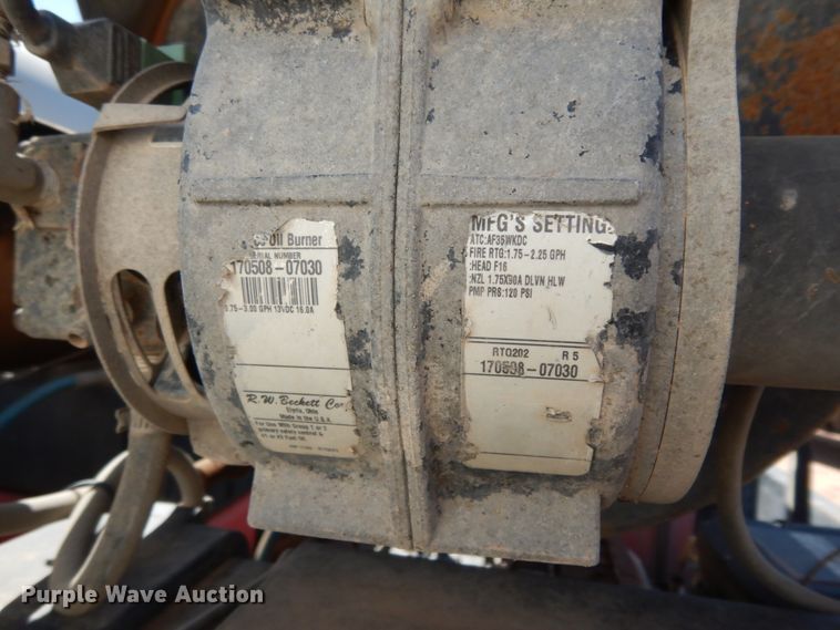 image for item DM2865 2011 Gooseneck 1120640B7B1 utility trailer with pressure washing system